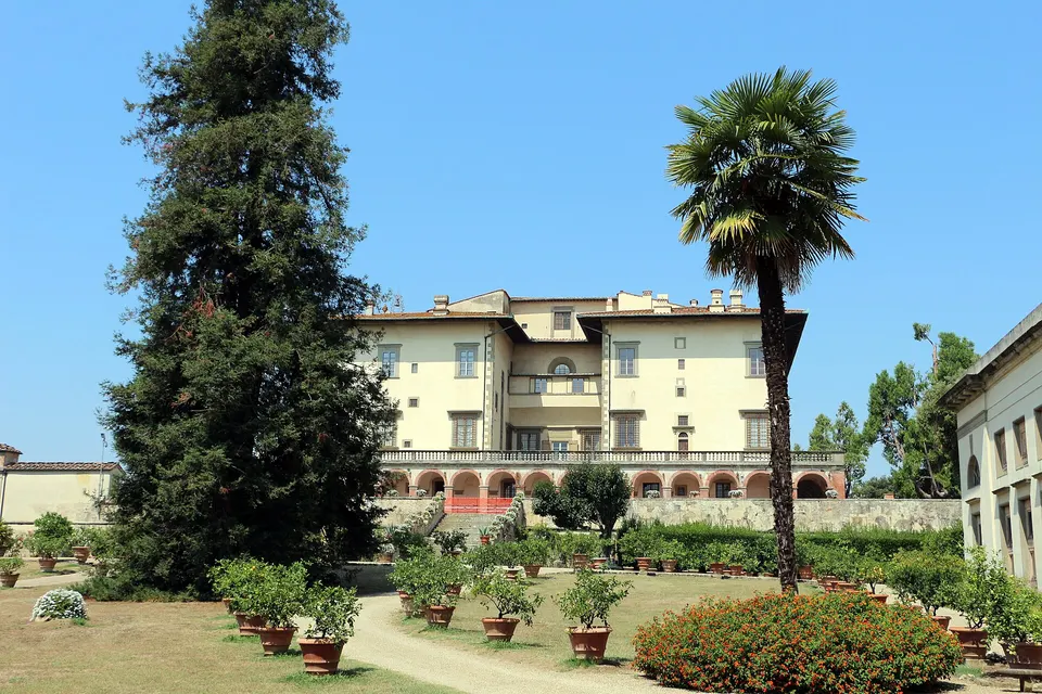 Poggio a Caiano dai comuni confinanti: come arrivare da Prato, Signa e Carmignano