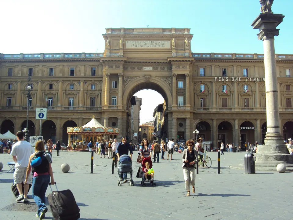 Firenze, al via Ottobre Rosa: incontri gratuiti con i senologi Lilt