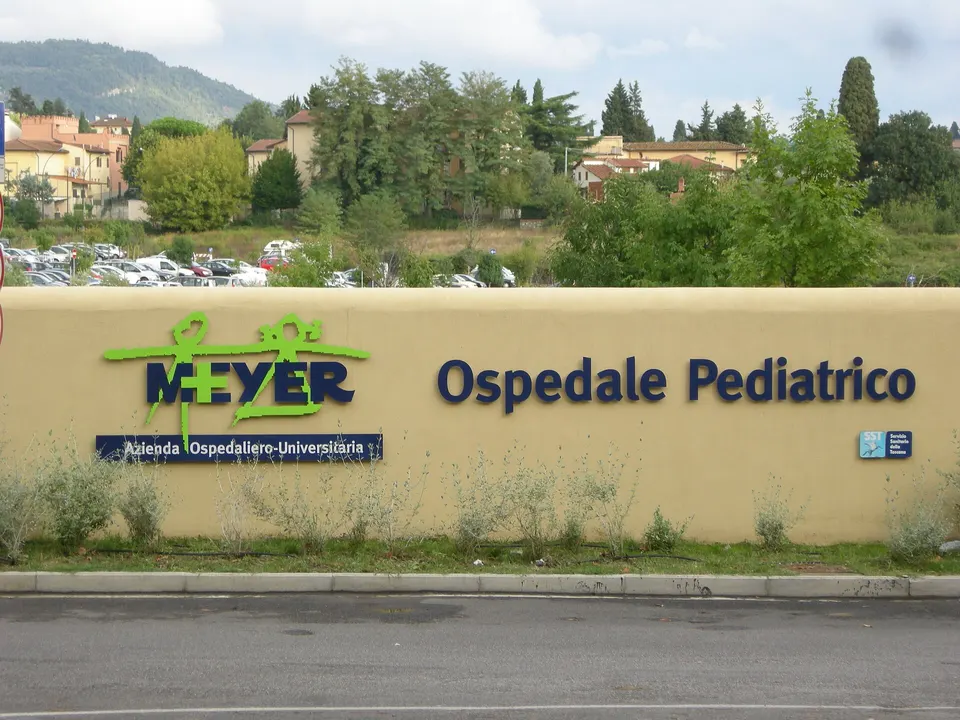 Bright Night 2026, al Meyer i ragazzi intervistano i ricercatori dell'ospedale