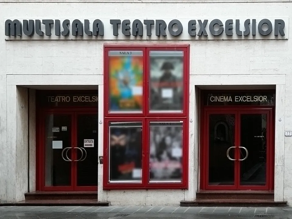 Empoli, al Cinema Excelsior il film "Sheep in the Box" con discussione del Cineclub