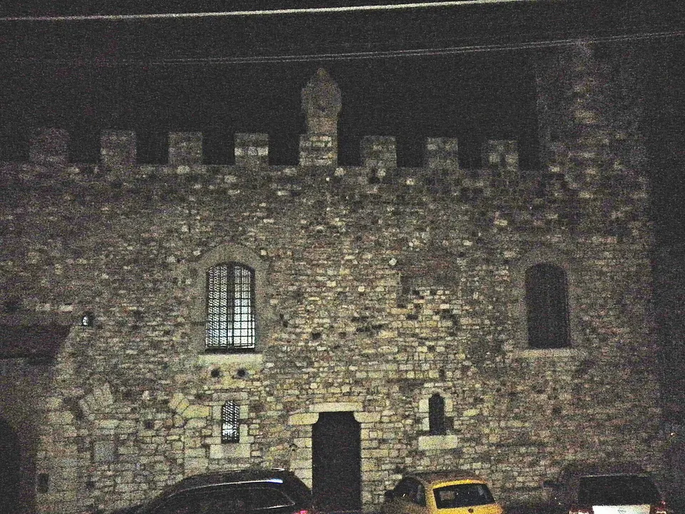 Calenzano: cosa vedere tra il borgo medievale e la Badia di Settimo