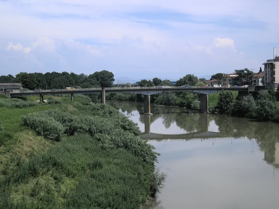 Signa ponteArno