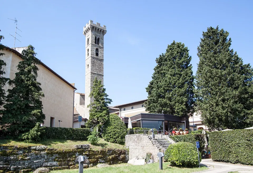 Fiesole, campanile of the cathedral from the archaelogical area, 2016 05